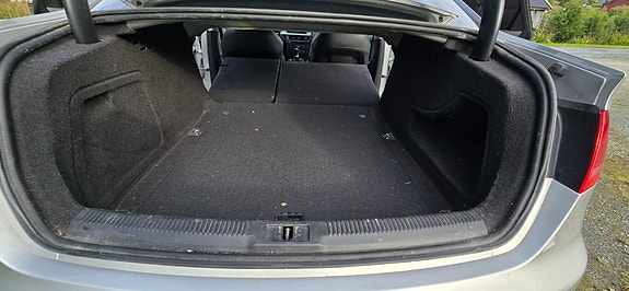 Audi A4 13 of 16
