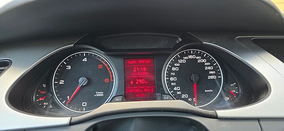 Audi A4 9 of 16