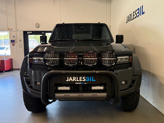 Toyota Land Cruiser 2 of 29