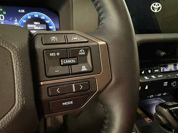 Toyota Land Cruiser 23 of 29