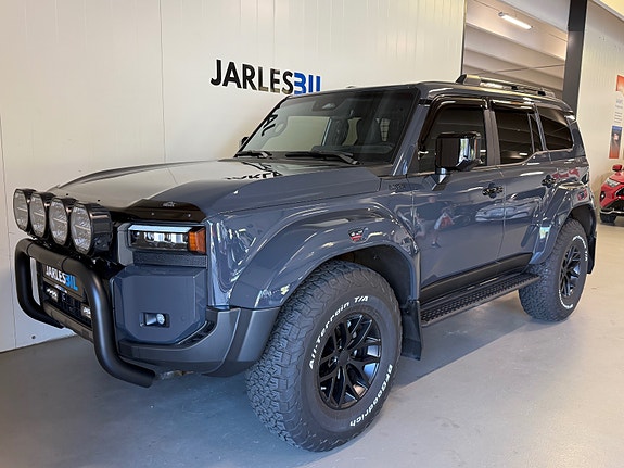 Toyota Land Cruiser 13 of 29