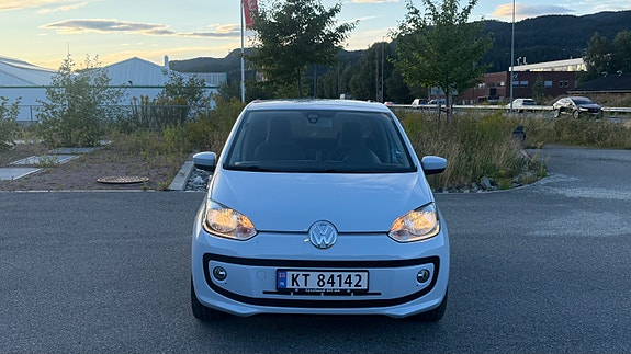 Volkswagen UP! 9 of 30