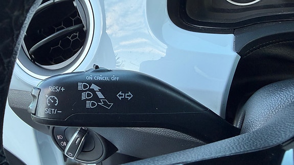 Volkswagen UP! 16 of 30