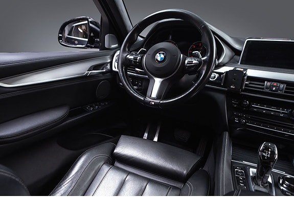 BMW X6 28 of 30
