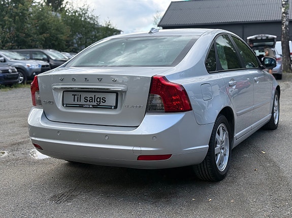 Volvo S40 11 of 30