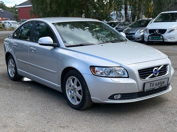 Volvo S40 7 of 30