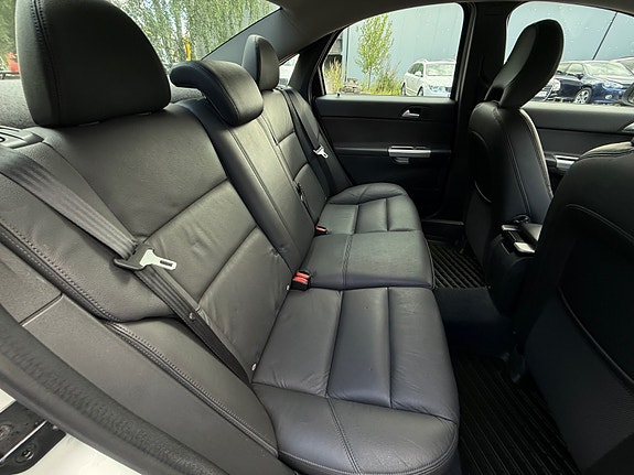 Volvo S40 28 of 30