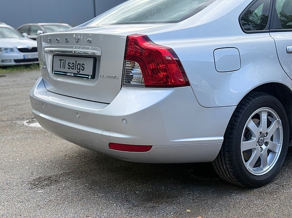 Volvo S40 18 of 30