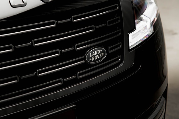 Land Rover Range Rover 4 of 30
