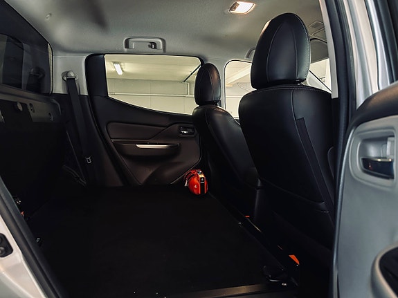 Mitsubishi L200 9 of 23