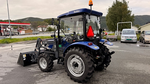 Lovol 25 hk 4WD med frontlaster 23 of 25