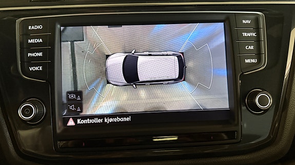 Volkswagen Tiguan 28 of 30