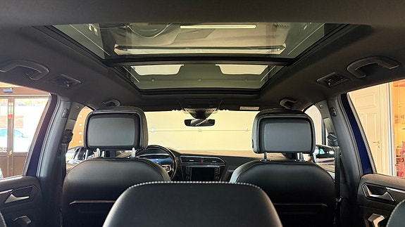 Volkswagen Tiguan 21 of 30