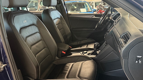Volkswagen Tiguan 16 of 30