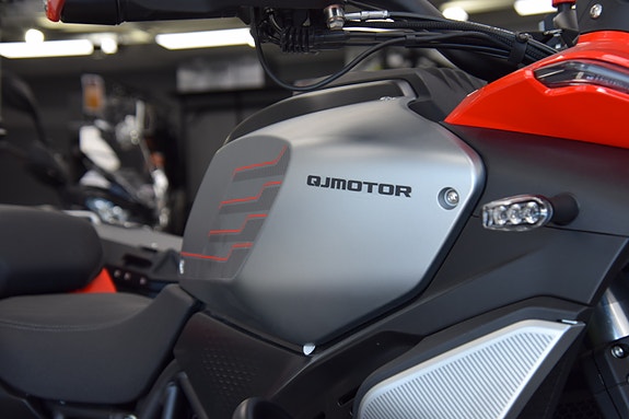 QJ Motor SRT 700 SX – Komplett turklar adventure! (KAMPANJE) 4 of 30