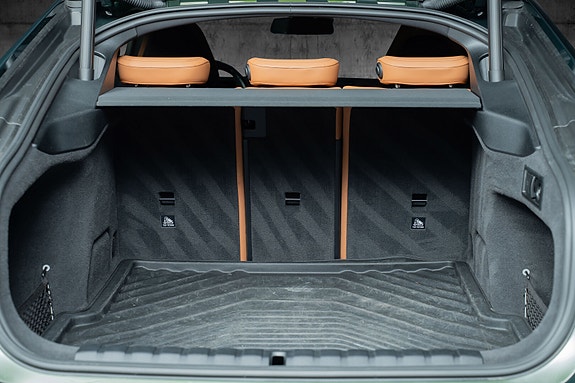 BMW i4 14 of 30