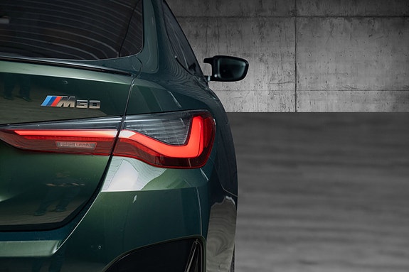 BMW i4 11 of 30