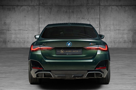 BMW i4 10 of 30