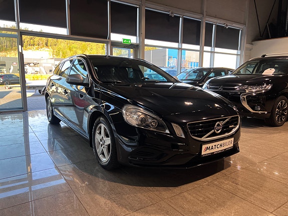 Volvo V60 5 of 30