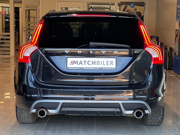 Volvo V60 14 of 30