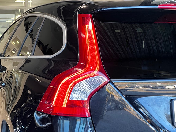 Volvo V60 17 of 30
