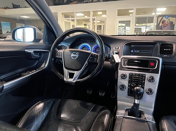 Volvo V60 28 of 30
