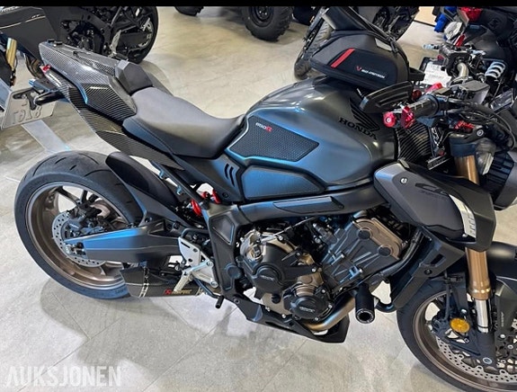 Honda CB 650 R 6 of 14