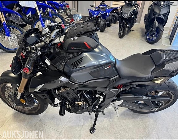 Honda CB 650 R 8 of 14