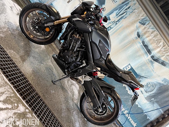 Honda CB 650 R 2 of 14