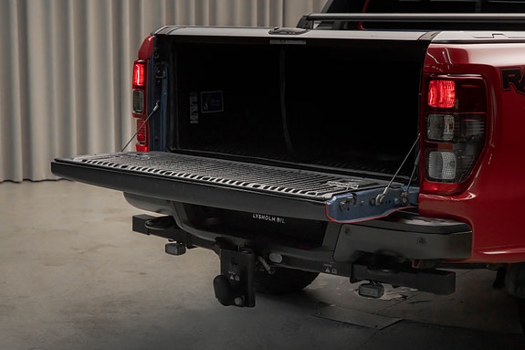 Ford Ranger Raptor 12 of 21