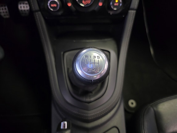 Peugeot RCZ 19 of 21