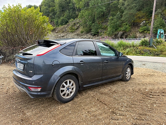 Ford Focus 5 of 15