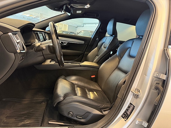 Volvo V90 7 of 11