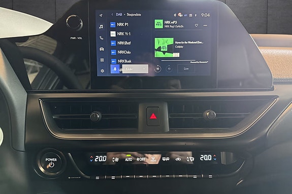 Lexus UX300e 10 of 20