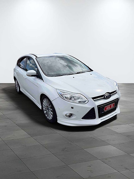Ford Focus 2 of 14