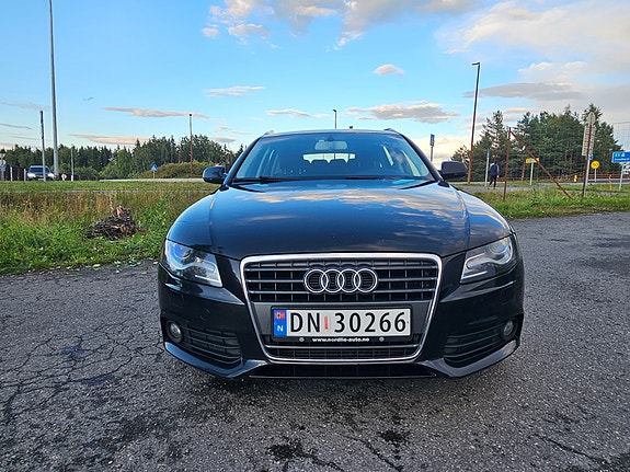 Audi A4 3 of 23
