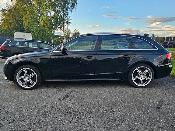 Audi A4 5 of 23