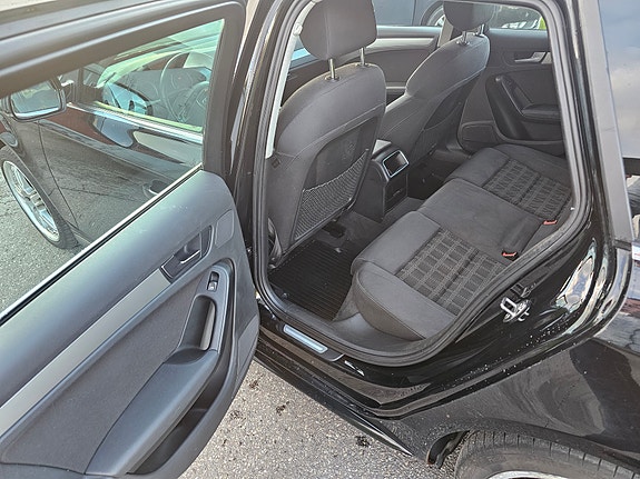 Audi A4 15 of 23