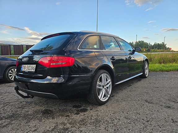 Audi A4 9 of 23