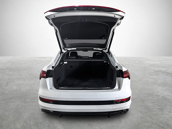 Audi e-tron Sportback 25 of 29