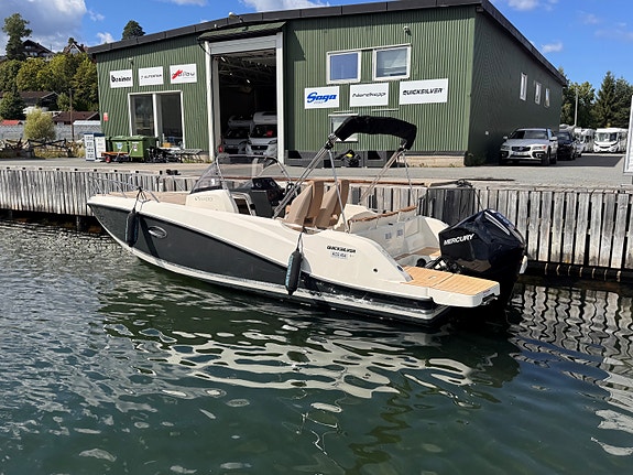 675 Sundeck/Mercury V6/ El vinsj/ Kartplotter/kun kjørt 56 timer 2 of 18