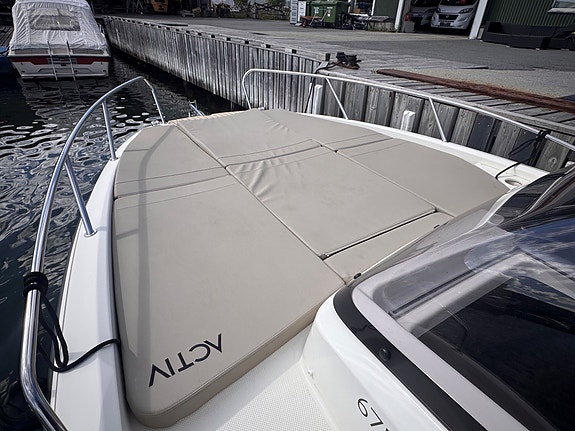 675 Sundeck/Mercury V6/ El vinsj/ Kartplotter/kun kjørt 56 timer 10 of 18