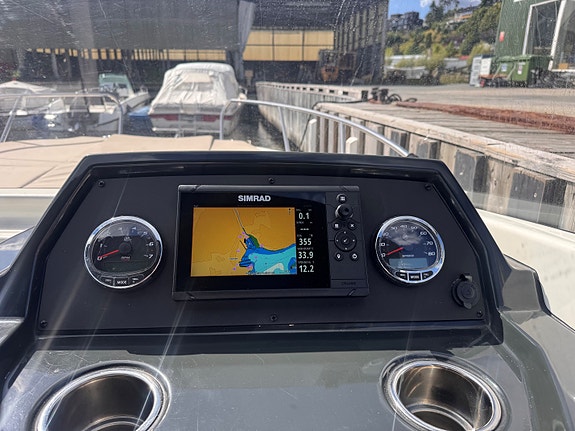 675 Sundeck/Mercury V6/ El vinsj/ Kartplotter/kun kjørt 56 timer 12 of 18