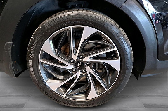Hyundai Tucson 24 of 26