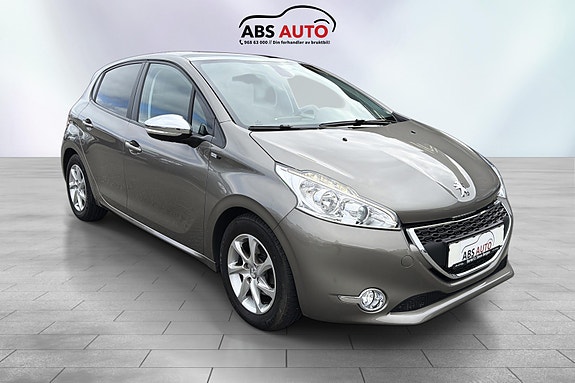 Peugeot 208 3 of 19