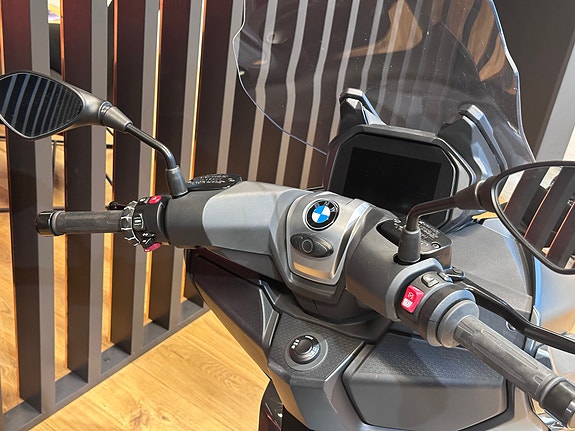 BMW C 400 GT 5 of 9