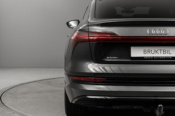 Audi e-tron Sportback 7 of 30