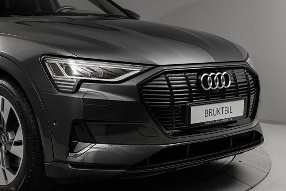 Audi e-tron Sportback 10 of 30