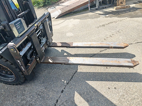 Doosan D35C-5 5 of 10