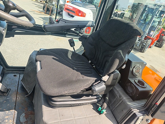 Doosan D35C-5 8 of 10